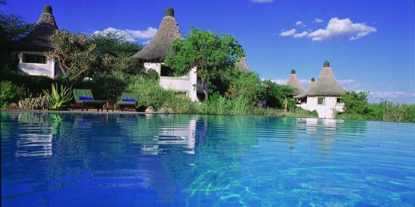 lake-manyara-serena-lodge-600x300 lake-manyara-serena-lodge-600x300
